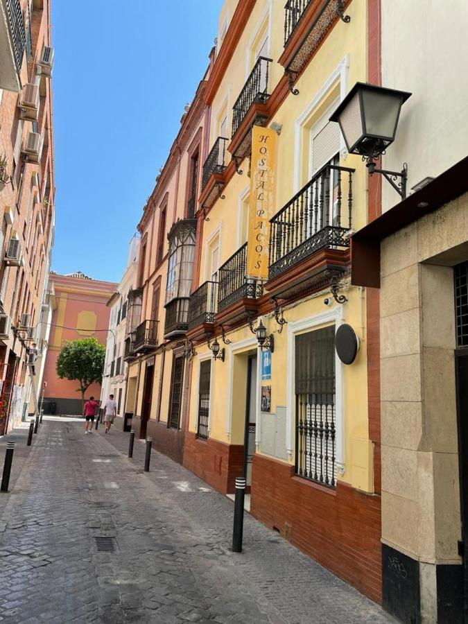 Hostal Paco'S Seville Exterior photo