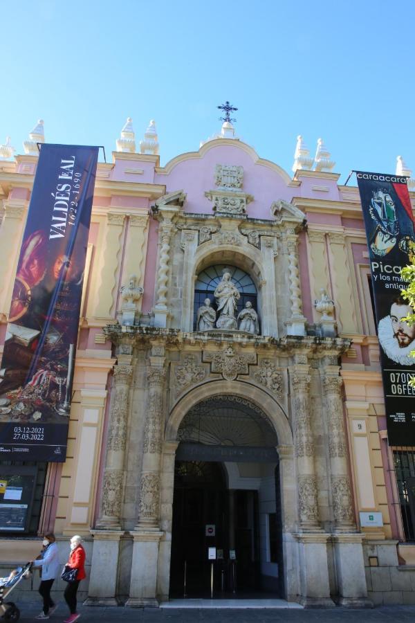 Hostal Paco'S Seville Exterior photo